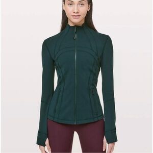 Lululemon defined jacket submarine